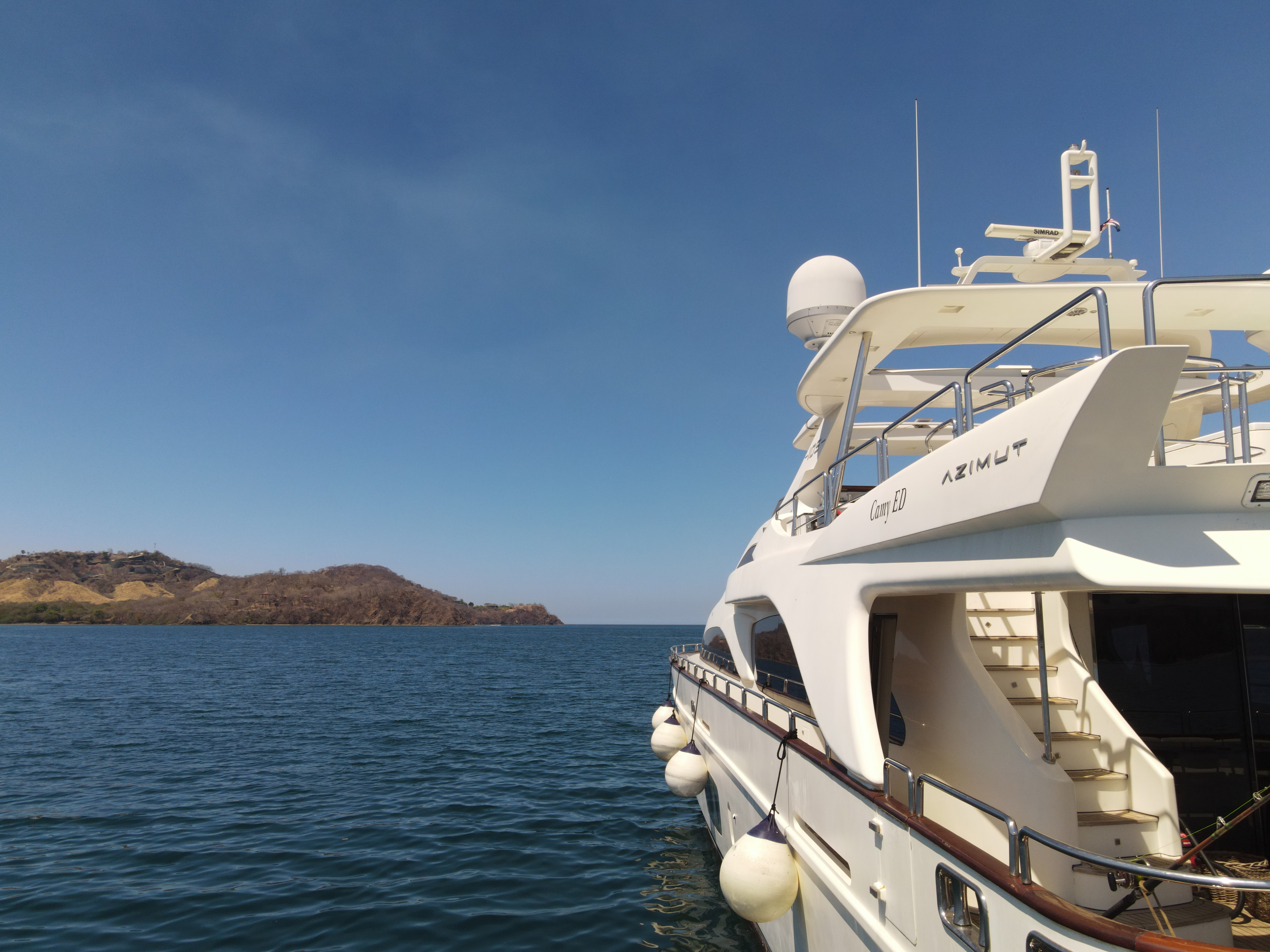 Azimut 105 Grande - Pacific Crown Yachts